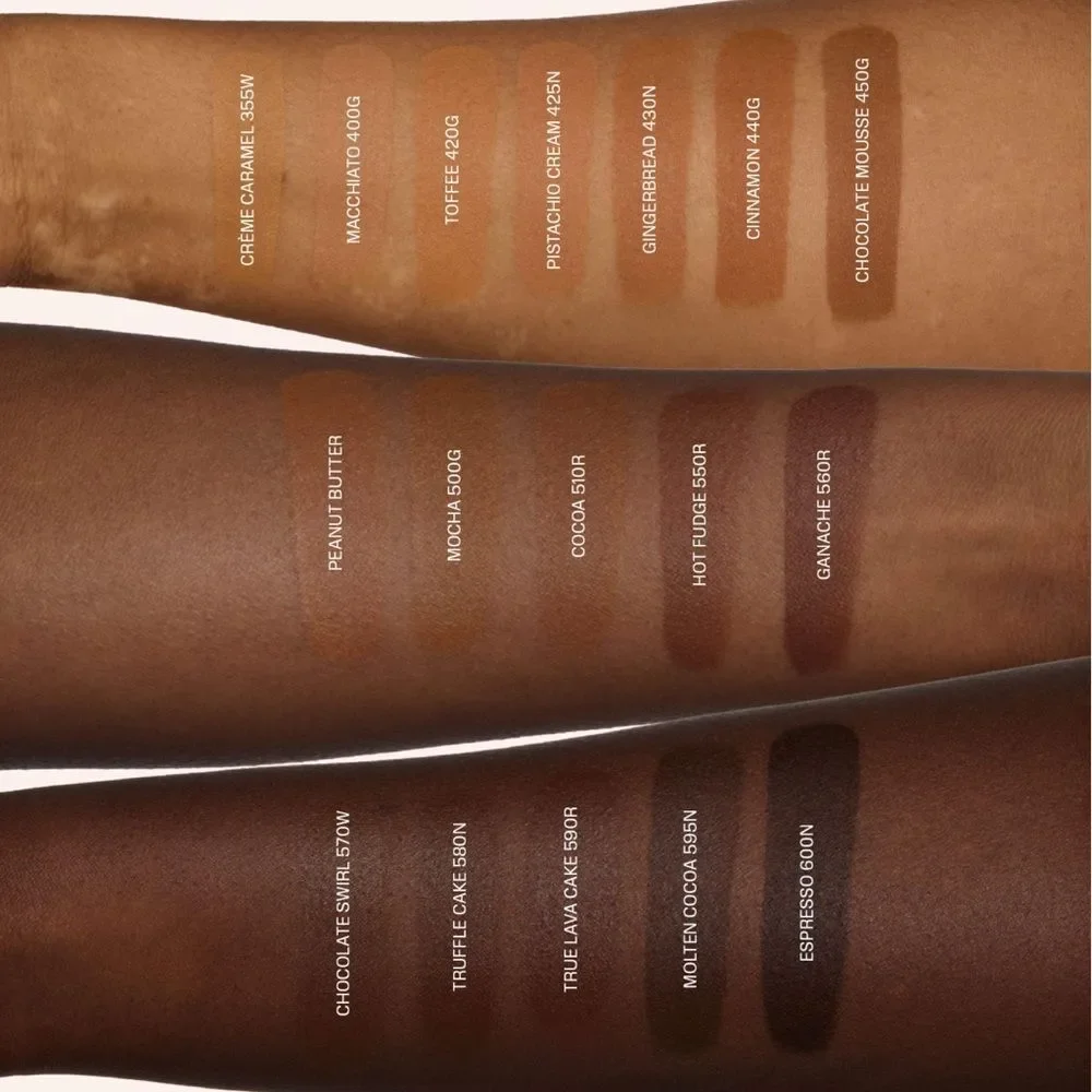 HUDA BEAUTY Easy Blur Foundation - Ganache 560R